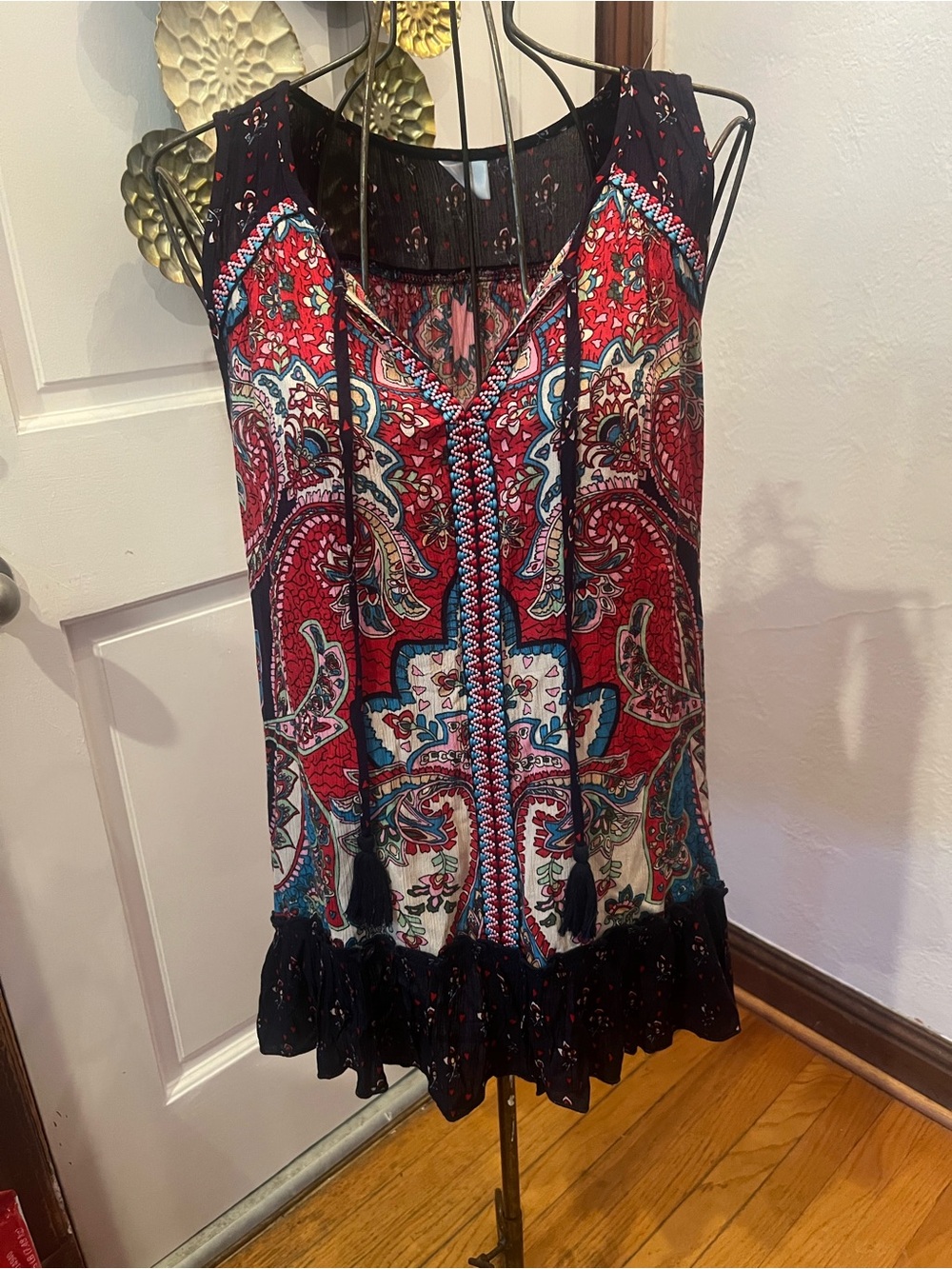 Billabong Sleeveless Red and Navy Paisley Tunic with Tassels